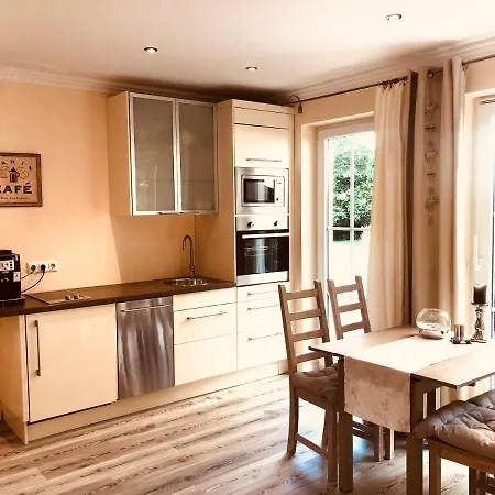 Apartment Ammersbek דירה *